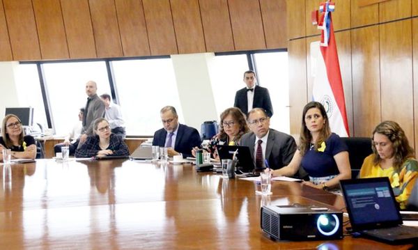Hay leyes, no plata para proteger niños - Política - ABC Color