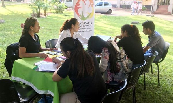 Oferta de numerosas becas para jóvenes - Interior - ABC Color