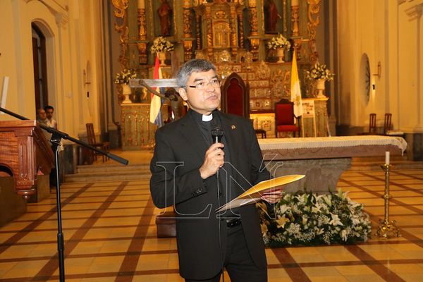 Universidad Católica ofrece 60 becas completas por sus 60 años