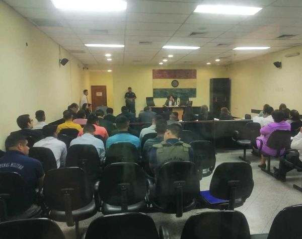 Marinos acusados de abuso afrontarán juicio oral