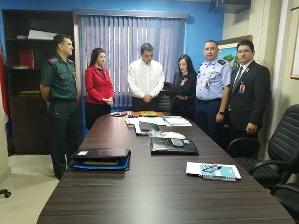 Intendente de Caacupé recibe a alumnos de Maestría en Planificación y Conducción Estratégica Nacional (PMPCEN) | Info Caacupe