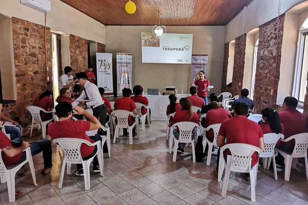 MDS capacita sobre Microseguro Social a personal de campo | .::Agencia IP::.
