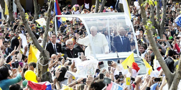 La visita de Francisco fortaleció la fe mariana | Info Caacupe