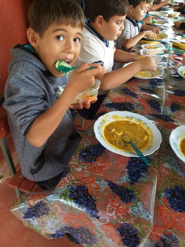 Santa Elena comprometida con el almuerzo escolar | Info Caacupe