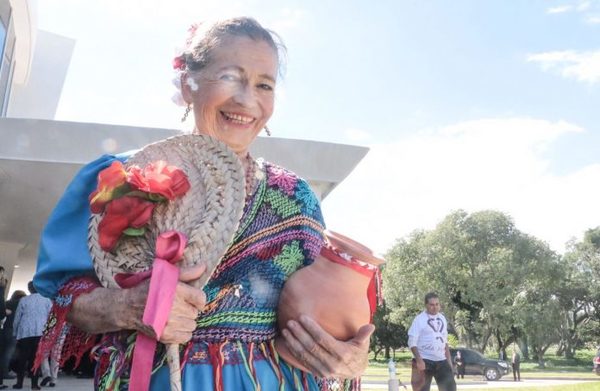 Hoy 22 de agosto, se celebra el día del Folklore Paraguayo | Info Caacupe