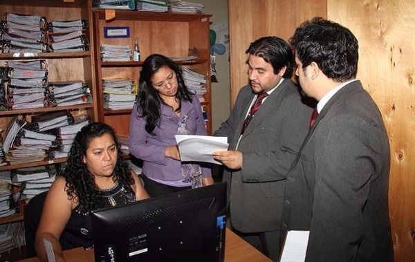 Fiscalía allana oficina de RRHH del MEC