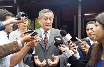 Exdecano de Veterinaria recluido en dependencia policial