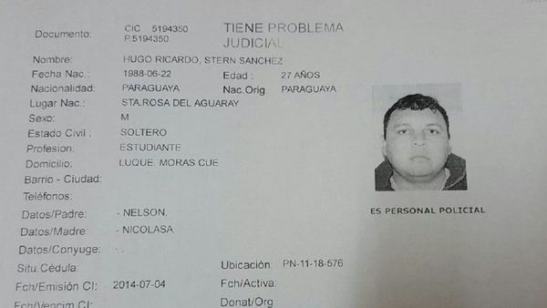 Arrestan a policía conectado a robo de vehículo