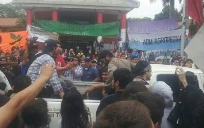 Ordenan prisión de funcionarias en Buen Pastor