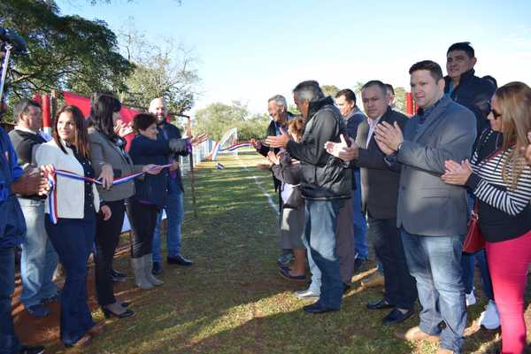 Inauguran mejoras en el Club 20 de Julio de Cabañas | Info Caacupe