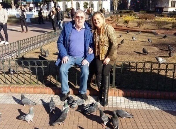Amores de antes: Desde una antigua postal hasta el internet