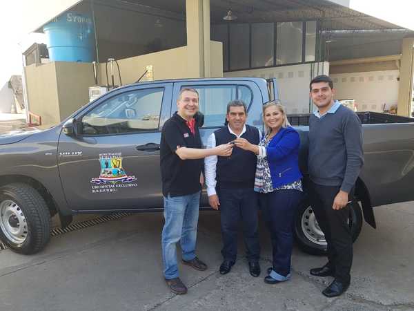 Municipalidad de Isla Pucú adquiere nuevo vehículo para servicio a comunidad | Info Caacupe