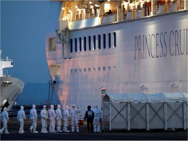 Coronavirus: 70 casos más en un crucero en cuarentena en Japón