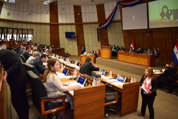 Financiamiento Político: Diputados aprobaría texto del Senado, con más control al dinero sucio - ADN Paraguayo
