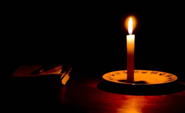 HOY / Tras la lluvia, vuelven los "infaltables" cortes de energía: usuarios disparan contra la ANDE