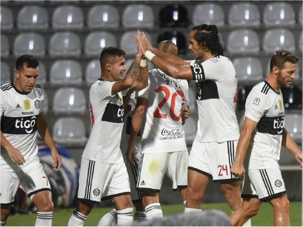 Derlis marca y Olimpia golea en la antesala del clásico