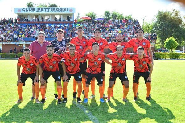 Hernandariense y Pastoreo empatan en la primera final del Interligas  - ABC en el Este - ABC Color