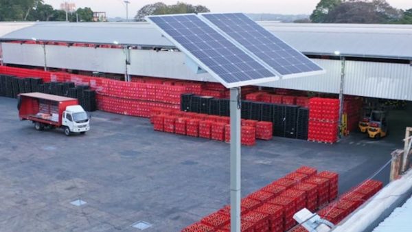 Coca-Cola instala paneles solares en su planta para ser más sustentable
