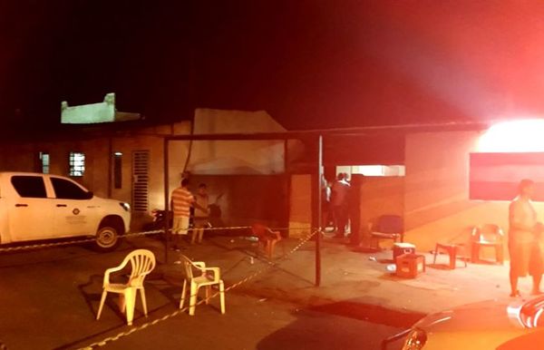 Sicarios irrumpen en cumpleaños para matar a agasajado y a otro hombre - Judiciales y Policiales - ABC Color