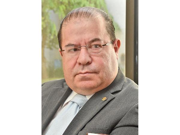 “Sanear la política para atraer a inversionistas”