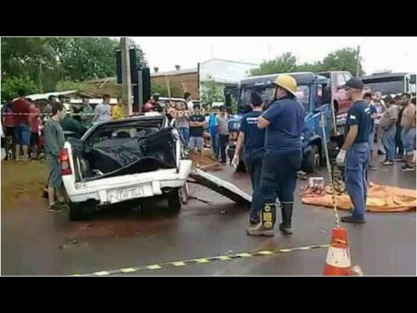 JOVEN FALLECE EN APARATOSO ACCIDENT