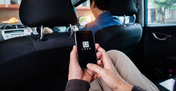 HOY / Uber ahora ofrece viajes VIP: se podrá elegir temperatura y que chofer no hable