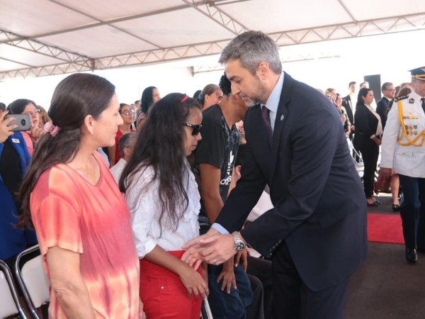 Personas con discapacidad visual acceden a tarjetas de billetaje electrónico