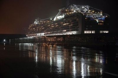 Estados Unidos repatria a sus ciudadanos del crucero en cuarentena en Japón - Mundo - ABC Color