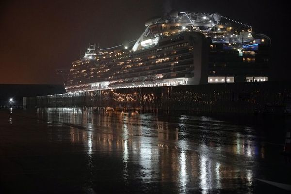 Estados Unidos repatria a sus ciudadanos del crucero en cuarentena en Japón - Mundo - ABC Color