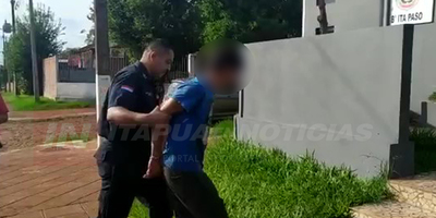 EN RÁPIDA ACCIÓN DE EFECTIVOS POLICIALES RECUPERAN CELULAR DESPOJADO A UNA MUJER.