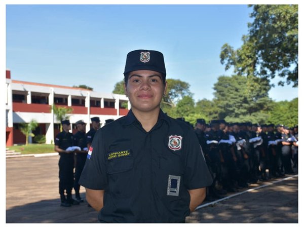 Academia de Policía recibe 145 nuevos estudiantes