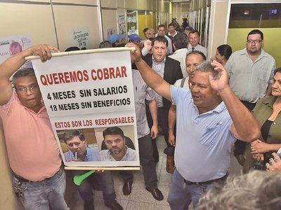 Lambaré navega entre deudas  millonarias y dudosos contratos