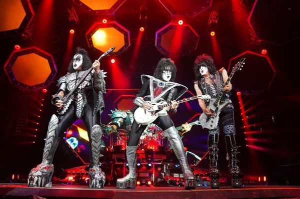 Kiss vuelve a Paraguay