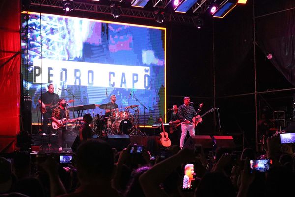 Pedro Capó trajo “Calma” a la playa San José de la ciudad de Encarnación
