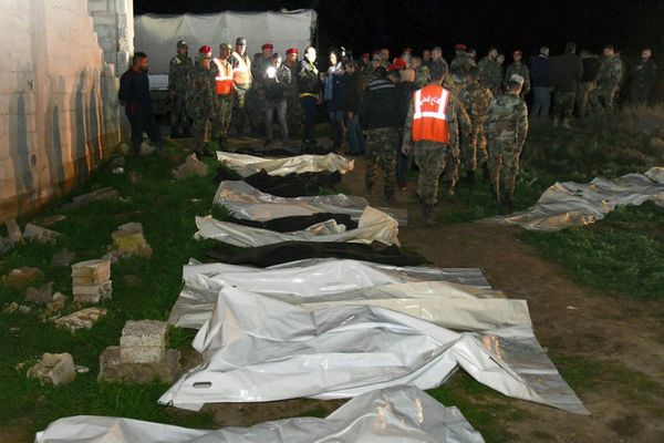 Hallan fosa común con 70 cuerpos en Guta oriental