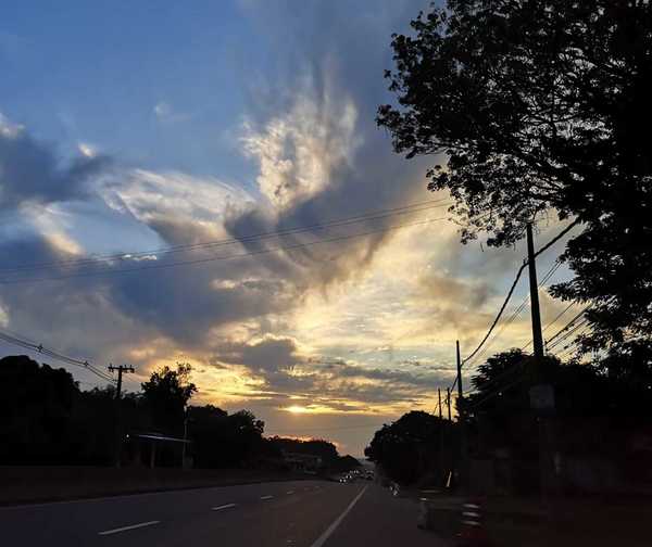 Martes caluroso y con tormentas, prevé Meteorología