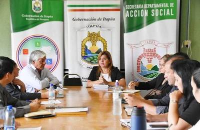 COORDINAN ACCIONES PARA CEDULACIÓN, ATENCIÓN OFTALMOLÓGICA Y OTROS EN ITAPÚA.
