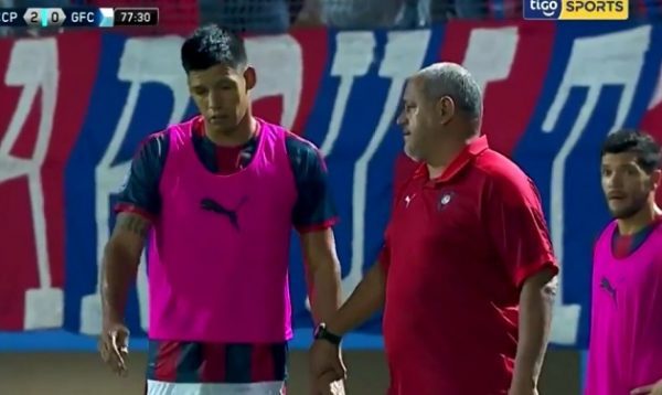 Dos Santos reconoce "error" y pide disculpas