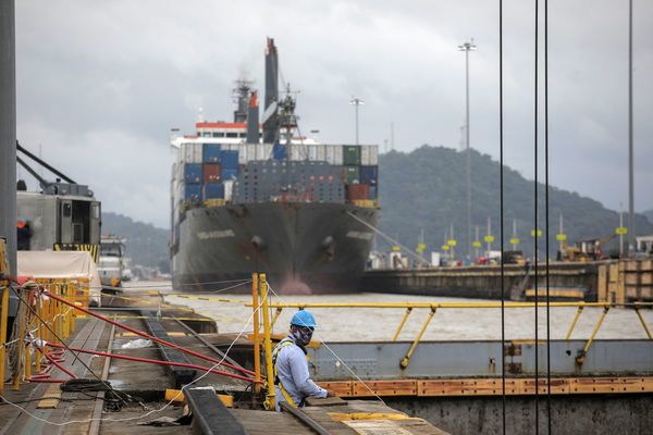 Panamá regresa a lista negra de paraísos fiscales de la UE