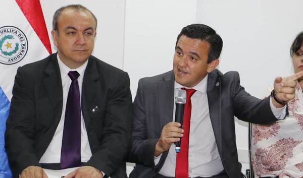 Viceministro Cano ve a Petta como un líder “que librará a la educación de los grupos de poder” - ADN Paraguayo