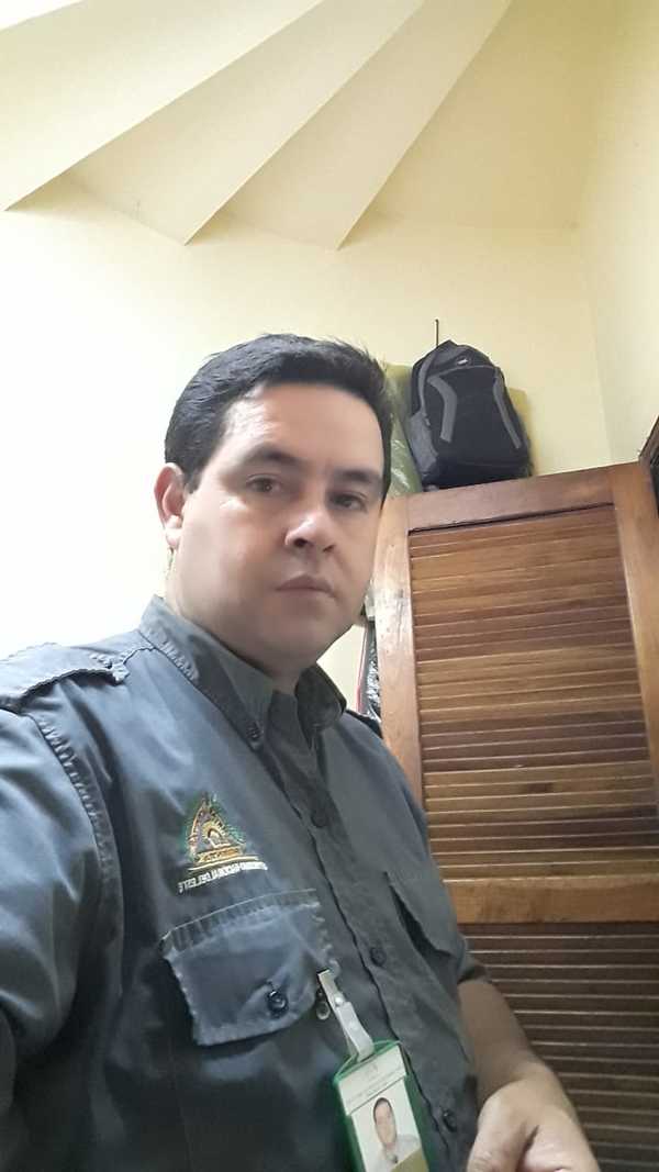 En la UNE echan a un guardia y no le pagan indemnización