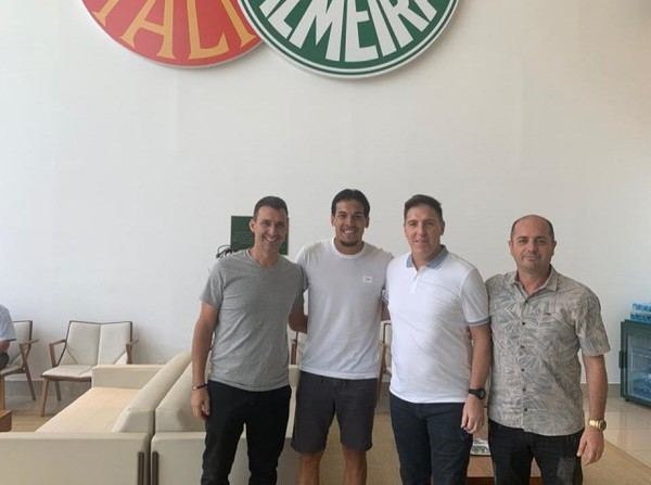 DT Eduardo Berizzo se reunió con el capitán albirrojo en Brasil - APF