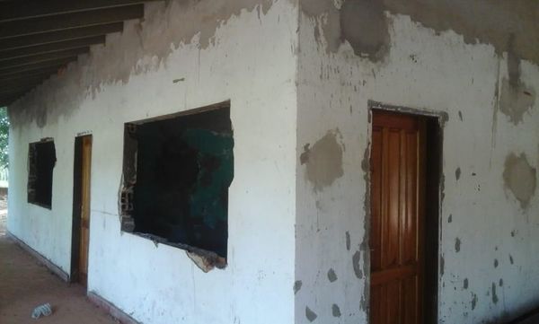 Incertidumbre sobre reconstrucción de escuelas en Yasy Cañy - Nacionales - ABC Color