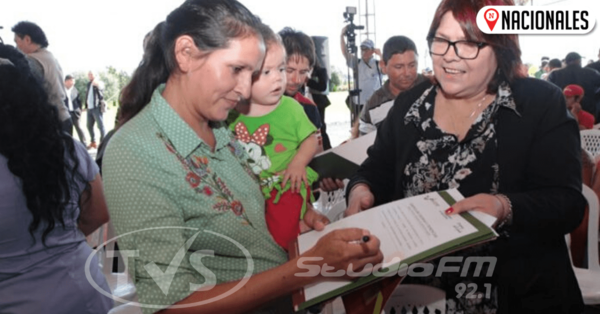 Gobierno anuncia entrega masiva de títulos de propiedad a familias rurales