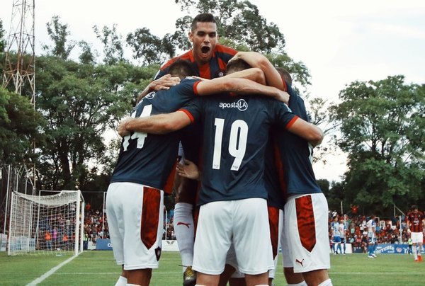 Cerro anuncia los precios de entradas para el juego ante Barcelona