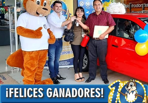 Gran Vía entrega automóviles O Km a los ganadores