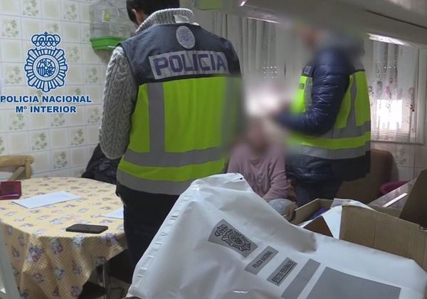 Paraguaya detenida en España por millonario robo a anciano con alzheimer - Mundo - ABC Color