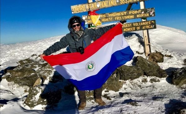 Un paraguayo en la cima de África