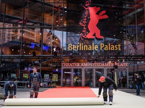 La Berlinale crea otro Oso en su 70 edición y analiza el pasado nazi de Bauer
