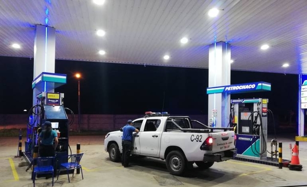 HOY / Cargó combustible y después asaltó a playeros